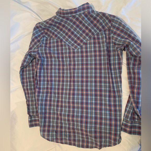 Wrangler Button Down - Picture 7 of 9